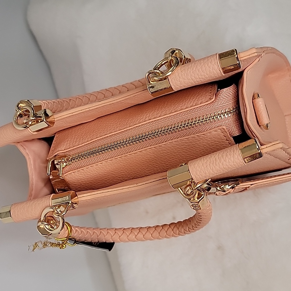 Bebe Handbag or crossbody - Picture 5 of 10